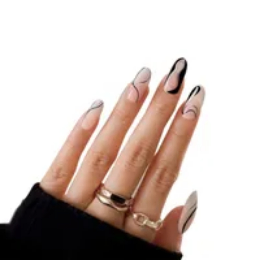 5. False Nails Various Designs - Picture 4 of 5